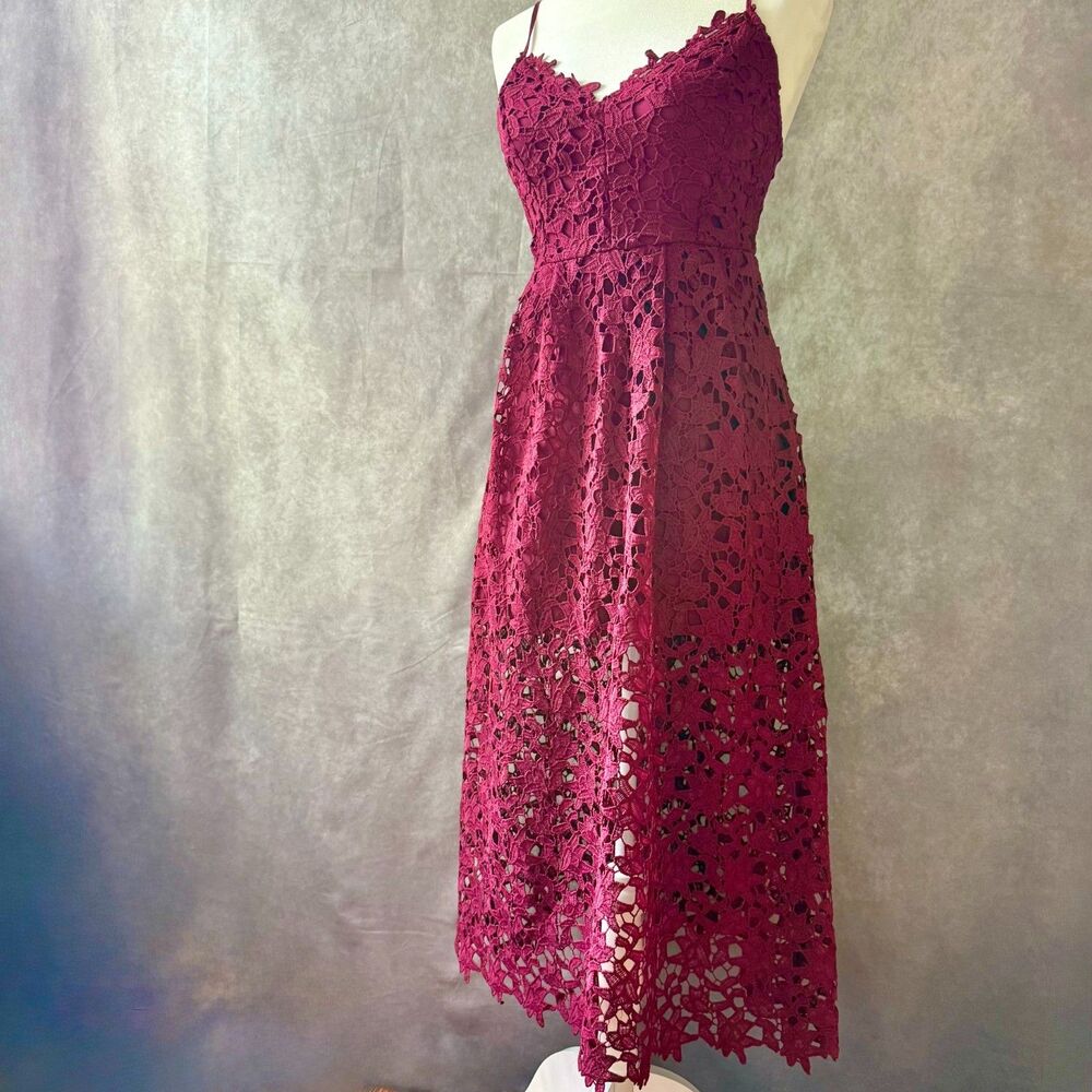 ASTR the Label lace dress womens S burgundy spaghetti strap midi cocktail hoco